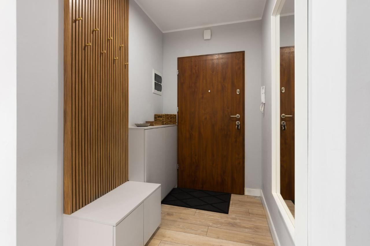 Zlota Jesien Apartment By Nearto Pl Krasków Exterior foto