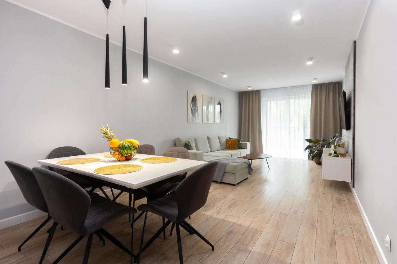Zlota Jesien Apartment By Nearto Pl Krasków Exterior foto